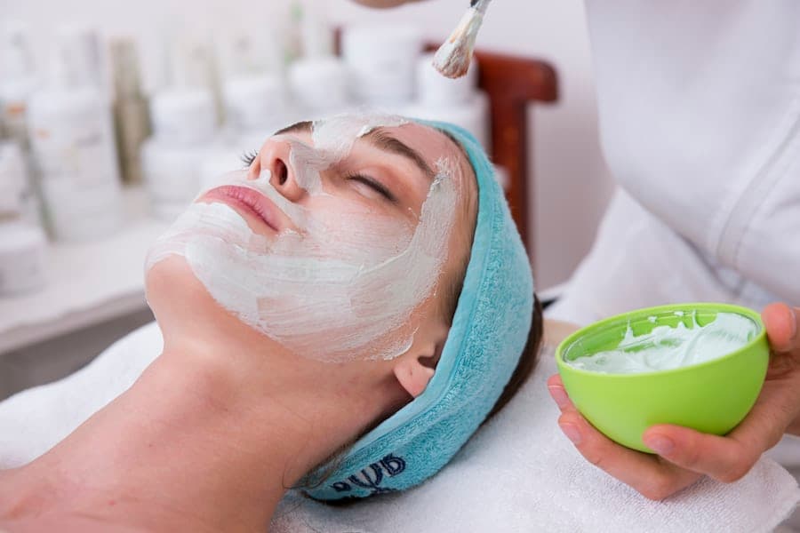 Niacinamide vs Centella: Which K-Beauty Ingredient Is Right for You?